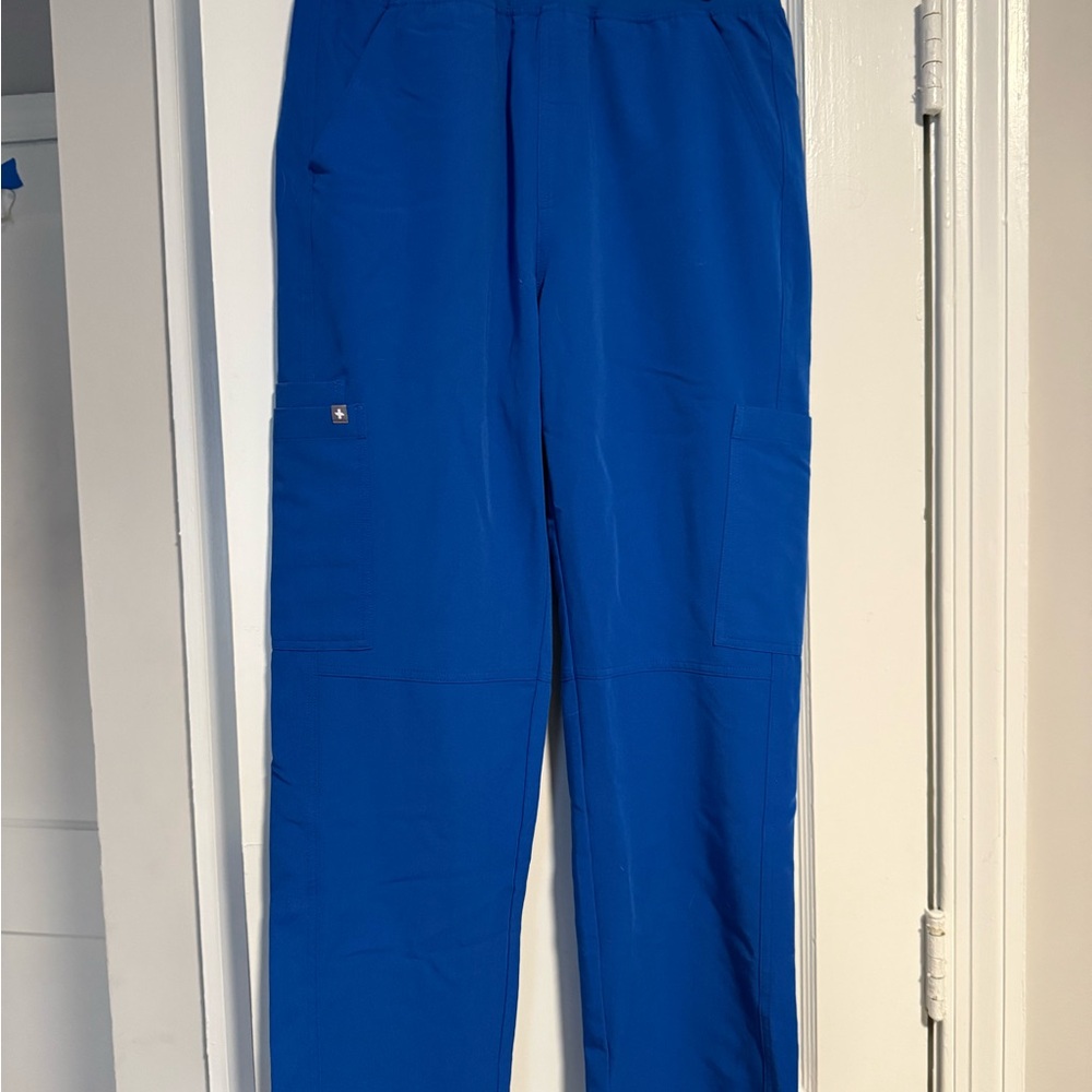 Figs Men's royal Blue Cargo scrub Pants